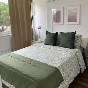 https://apt-sleeper-llum.top-hotels-tarragona.com