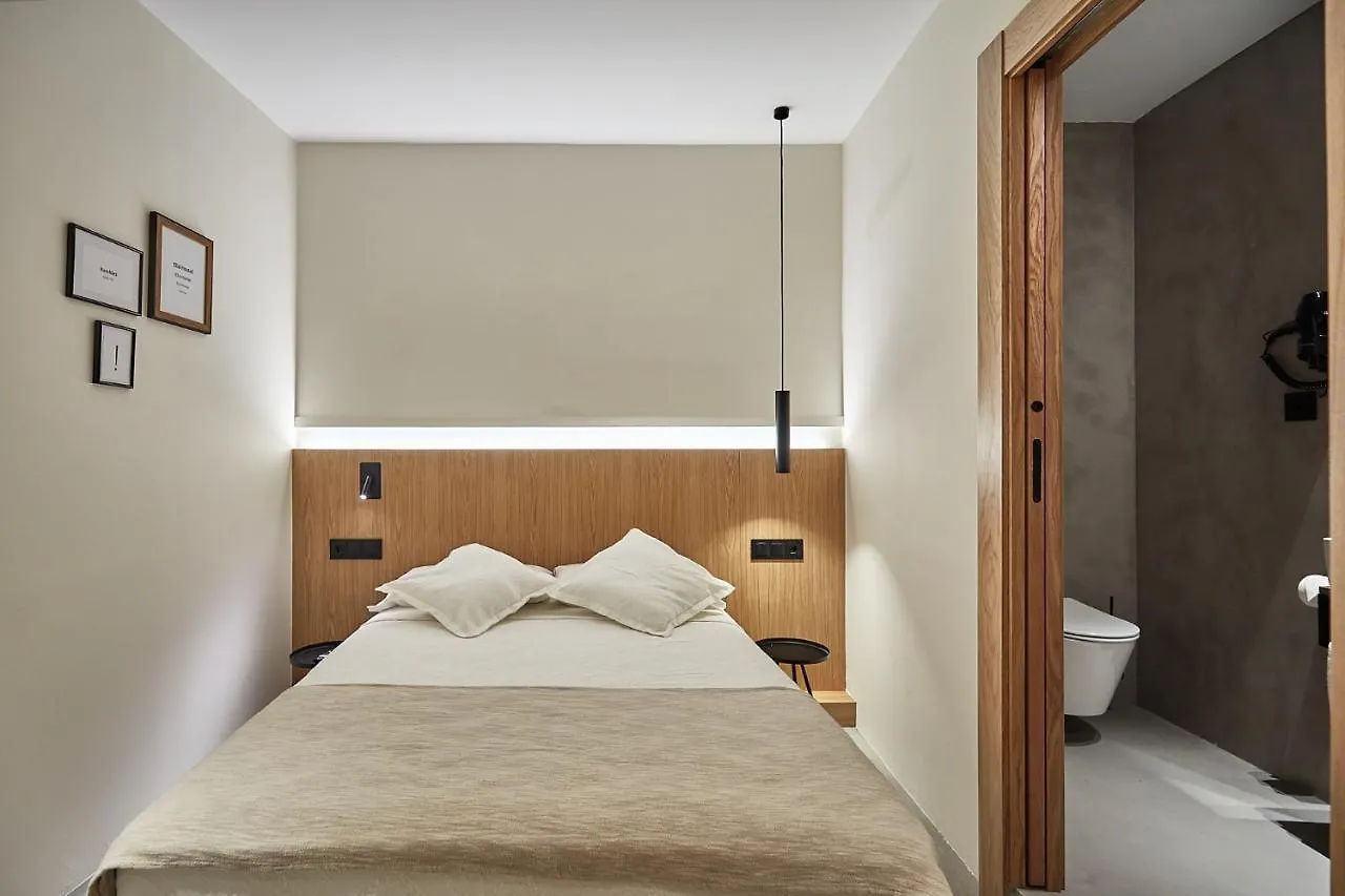 Ella Hostel Ramblas Barcelona 0*,
