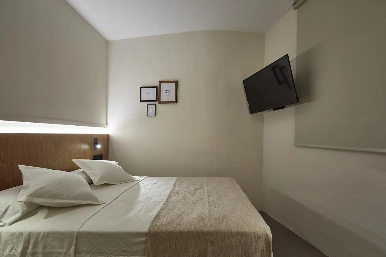 Ella Hostel Ramblas Barcelona Penzion