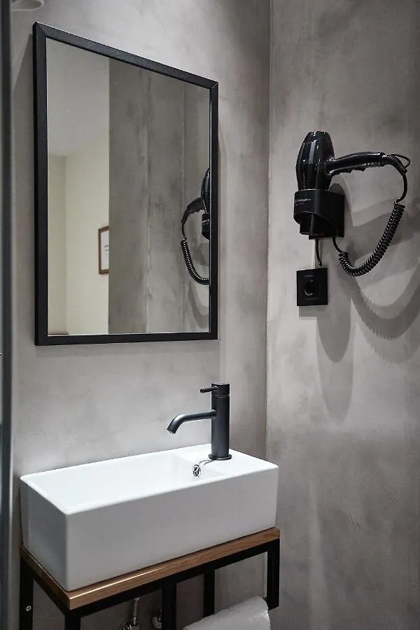 Ella Hostel Ramblas Barcelona