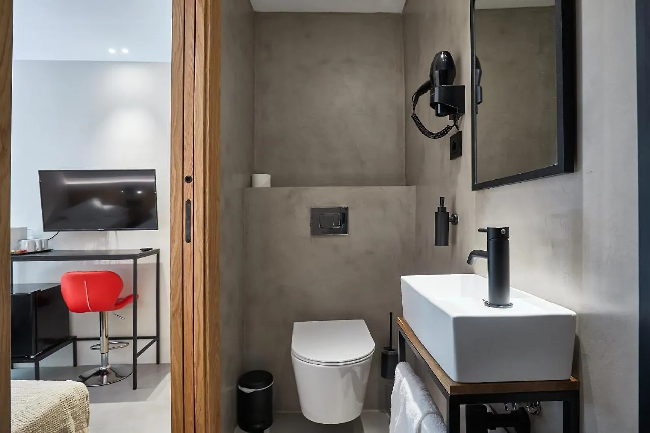 Ella Hostel Ramblas Barcelona 0*,