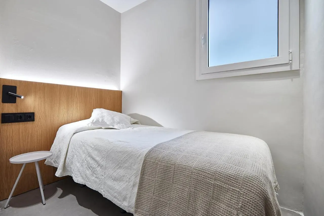 Ella Hostel Ramblas Barcelona